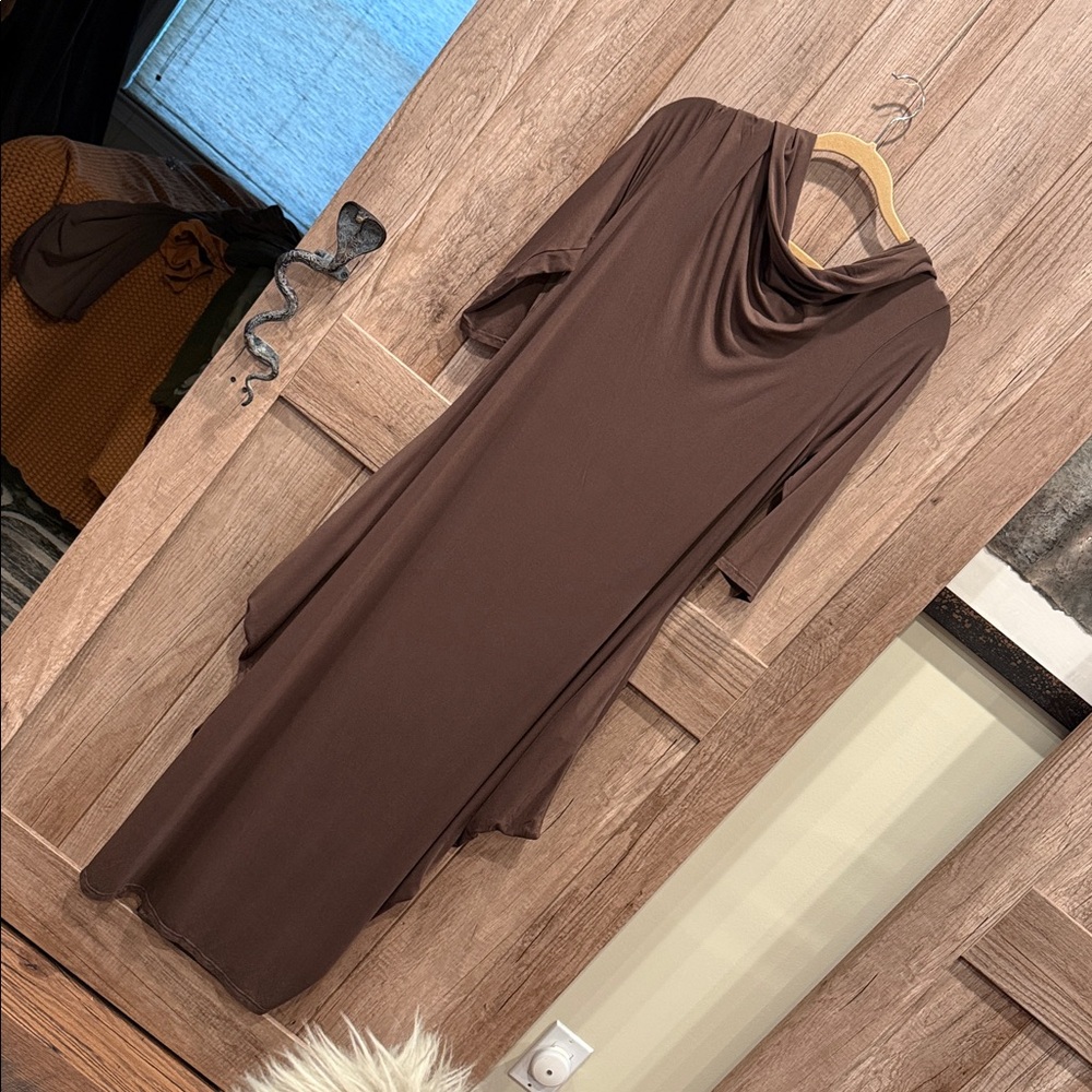 Ruti iconic off the shoulder dress Dress large